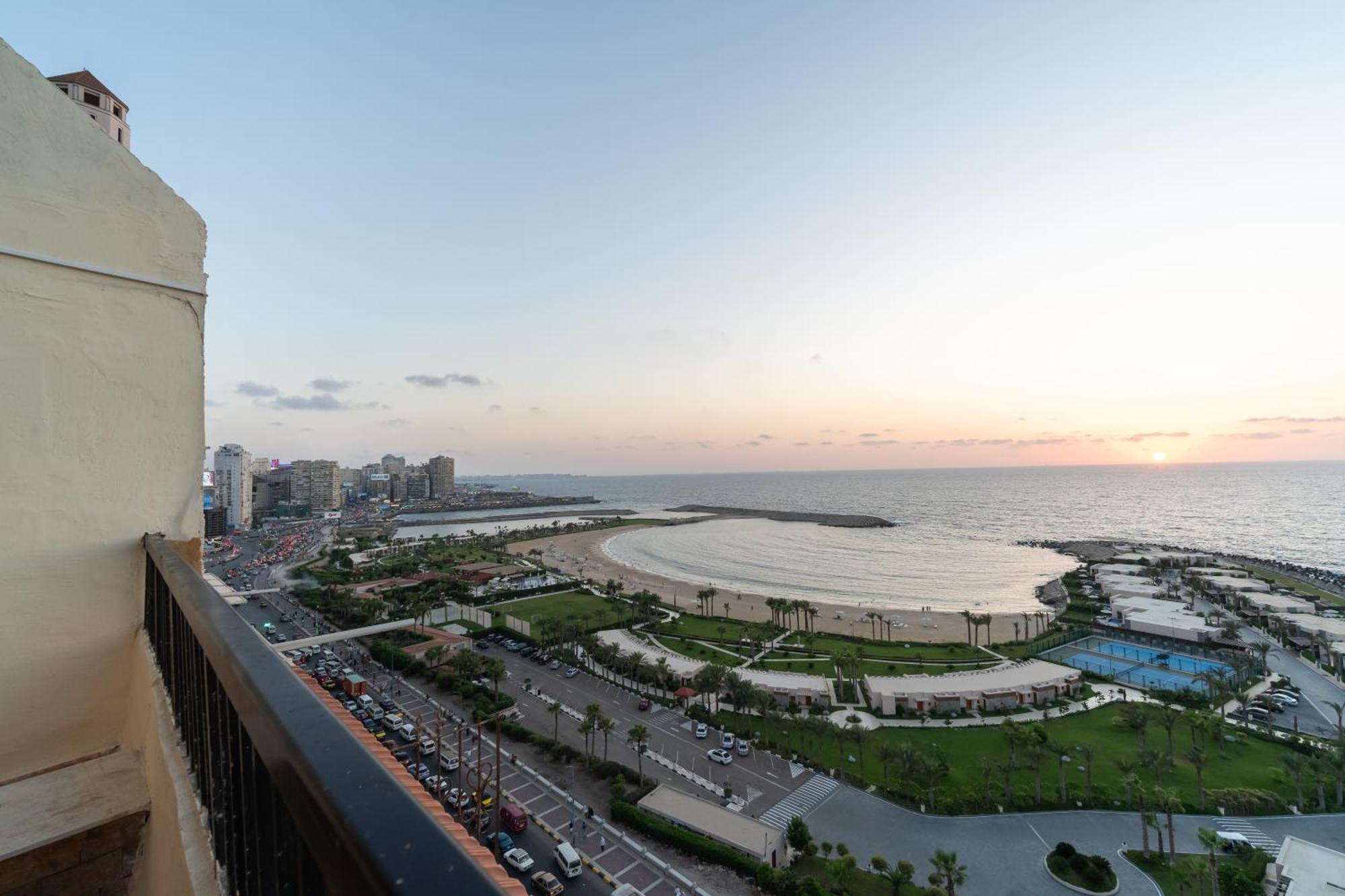 Apartment Nabeel Homes - Penthouse Duplex With Rooftop